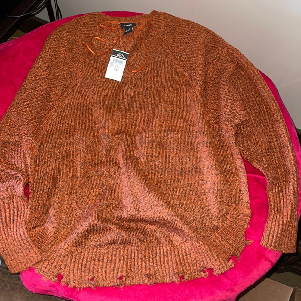 Exposed Seam V Neck Destructed Hem Sweater